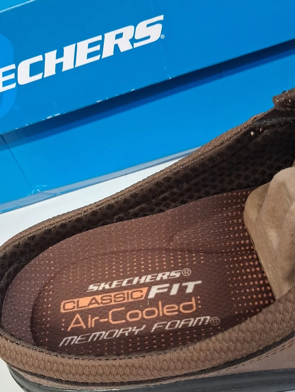 Skechers slip men’s